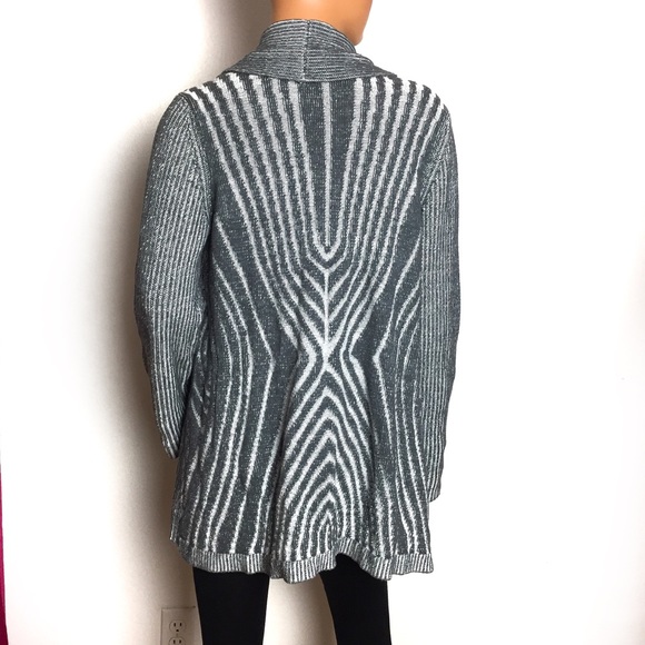 Gray & White Draped Collar Knit Open Cardigan - Picture 3 of 8